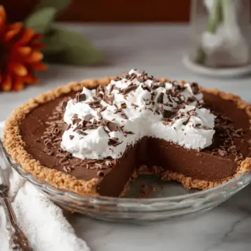 Sugar Free Keto Chocolate Cream Pie (Low Carb, Nut Free, Gluten Free)