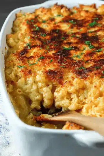 Southern Baked Macaroni and Cheese! (With Video!)