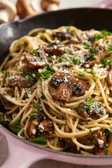 Mushroom and Garlic Spaghetti