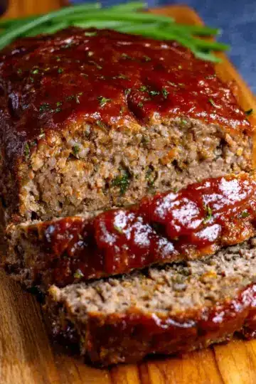 Southern Meatloaf Recipe (Classic, Tender & Flavorful)