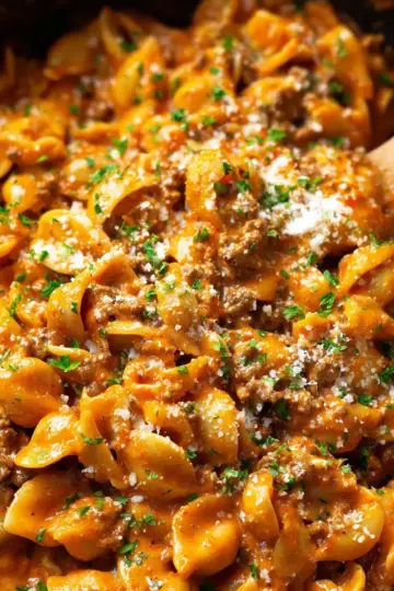 One Pot Creamy Beef Pasta