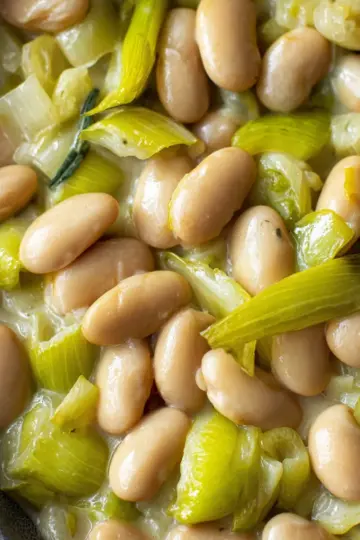 Creamy Butter Beans with Leeks