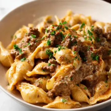 Easy Creamy Beef and Shells