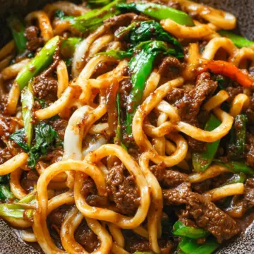 Black Pepper Beef Udon Noodles