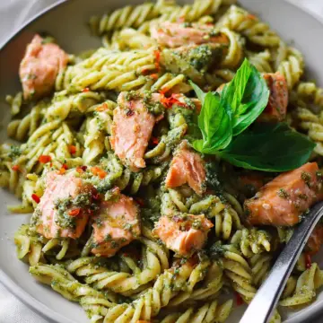 Salmon Pesto Pasta