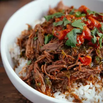 Ropa Vieja: Una Comida Fácil y Reconfortante